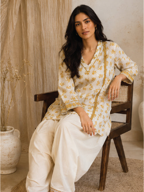 Sunehri Bloom Kurta Set